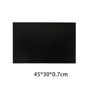 حصيرة عمل مرنة مضادة للانزلاق من مطاط PVC لماكينات الحلاقة، خدمة قص مخصصة بشعار خاص، آمنة للاستخدام في الصالونات/الحلاقين/المنزل - Product Image 5