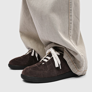 Zapatillas Retro de Hombre 2026 con Punta Redonda y Caña Baja, Estilo Británico, Versátiles y Casuales - Product Image 1