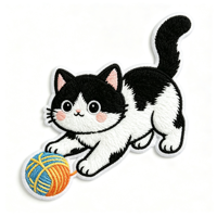 Patch brodé personnalisé Chaton Blanc Cartoonlack, thermocollant et auto-adhésif, pour la décoration de vêtements, sacs et articles vestimentaires