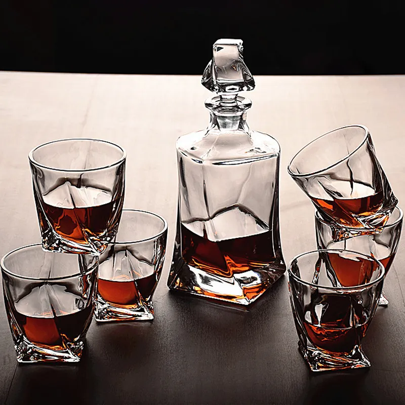 Mens Gift Premium Liquor Whiskey Decanter Set With 6-Piece Crystal Whiskey Glasses Wine Decanter Set