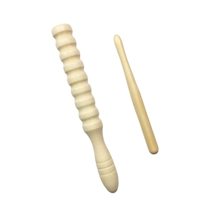 Palillo de madera para raspar el guiro, ideal para la educación musical temprana en el aula de jardín de infancia. - Product Image 2