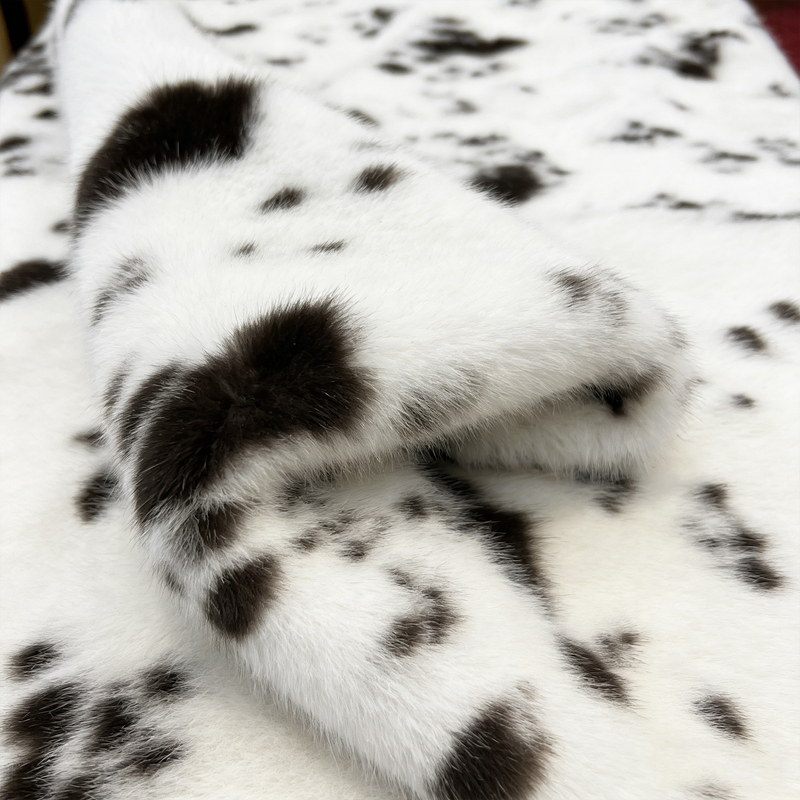Wholesale Short Pile Fluffy Printed Leopard