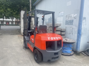 Montacargas Toyota Usado de 3.5 Toneladas en Buen Estado, Toyota 35, Garantía de Calidad, Excelente Eficiencia, en Venta a Bajo Precio - Product Image 3