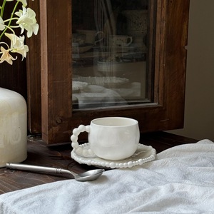 Tasses et soucoupes en céramique à perles irrégulières de style français, vente en gros, services de table – Bols, tasses et assiettes à dessert en céramique - Product Image 3