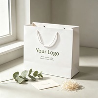 Sacs cadeaux en papier blanc avec logo personnalisé imprimé, motif de feuilles vertes en art botanique, sacs de shopping pour boutique