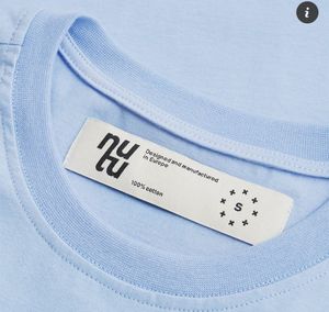 Etiqueta de logotipo dorada y negra de alta calidad para ropa—etiqueta tejida para coser prendas - Product Image 4