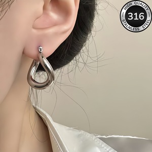 Vente en gros de boucles d'oreilles géométriques creuses de style InS, boucles d'oreilles en acier inoxydable 316L à faible sensibilité, simples et luxueuses - Product Image 2