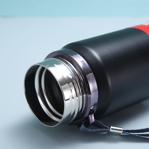 316 Stainless Steel Insulated Water Bottle Portable With Carrying Strap For Travel Sports And Car Use - Product Image 3