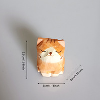 Ornements d'animaux sculptés à la main personnalisés Figurine chaton chat en bois mignon Sculpture Statue Animal artisanat dessin animé mignon Statue en bois