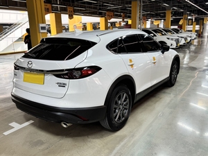<span class=keywords><strong>Mazda</strong></span> <span class=keywords><strong>CX</strong></span>-4 2.0L 2WD <span class=keywords><strong>Skyactiv</strong></span>-<span class=keywords><strong>G</strong></span> Vitality Edition 2021, essence atmosphérique, SUV <span class=keywords><strong>5</strong></span> places, voiture d'occasion - Product Image 2