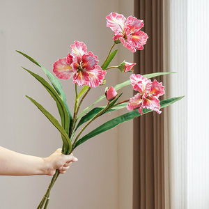 Bouquet d'iris artificiels Late Elm, fleurs artificielles à branches courtes, décoration de bureau, décoration de salon - Product Image 1