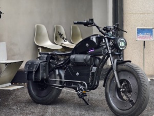 Feiwo HL Nuevo Scooter Eléctrico de Dos Ruedas de Alto Rendimiento, sin Escobillas, con Batería de Litio de 60 Ah Extraíble, Luces LED, Motor de 1500 W, Largo Alcance, Versión Completa HL - Product Image 1