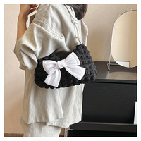 Vente en gros de nouveaux sacs à main fourre-tout blanc noir en peluche avec fourrure sacs fourre-tout pour femmes de luxe pour femmes
