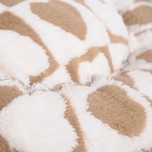 Stijlvolle Effen Patroon Flanellen Hondenbed Gezellig En Privé Rustruimte Voor Comfortabele Huisdieren Slaap - Product Image 3