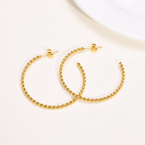 ต่างหูห่วงเกลียวบางชุบทอง 18k ขนาดใหญ่สำหรับผู้หญิง ขายส่ง - Product Image 4