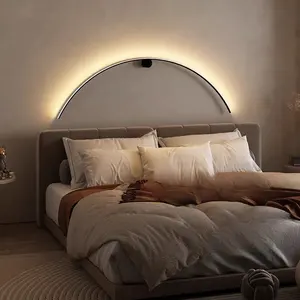 Applique da parete per interni a LED moderne e minimaliste adatte per camere da letto dell'hotel scale da comodino divani pareti di fondo