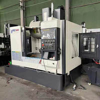 Centro de Mecanizado Vertical CNC de 4 Ejes BT40 Fanuc, Fresadora Automática para Procesamiento de Piezas Metálicas, Fabricante