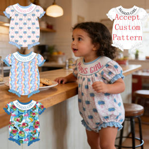 Yihui Tutine a Bolle con Ricamo a Mano PRE-ORDINE Ingrosso Abbigliamento Estivo per Bambini Stile Popolare MAMA'S GIRL Motivo Personalizzato - Product Image 1