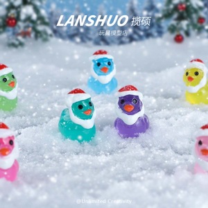 ของตกแต่งรูปเป็ดคริสต์มาสเรซิ่น 3 มิติ ยี่ห้อ Lanshuo พร้อมไฟ LED รูปทรงซานต้า วัสดุสำหรับทำเครื่องประดับ DIY สำหรับตกแต่งห้องนั่งเล่น - Product Image 3