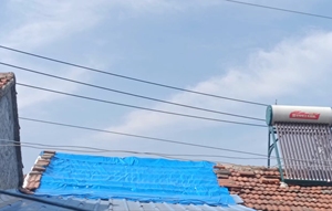 <span class=keywords><strong>Rouleau</strong></span> de toit bleu étanche auto-adhésif étanche scellant en aluminium caoutchouc butyle mastic pour <span class=keywords><strong>toiture</strong></span> en métal en acier - Product Image 5