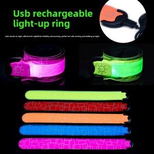 Gelang LED Menyala dengan Desain Geometris, Dapat Diisi Ulang via USB, Cocok untuk Lari Malam Hari - Product Image 3