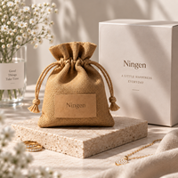 Pochette à bijoux en jute avec cordon de serrage et logo personnalisé, sac cadeau en toile de jute avec étiquette kraft vierge pour mariage, fête, emballage de bonbons, vente en gros