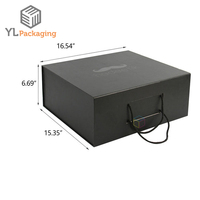 Elegante Maßgeschneiderte Kleidung Schuhe Starre Karton Schwarze Glänzende Faltbare Magnetverschluss-Verpackungsbox mit Bandgriff