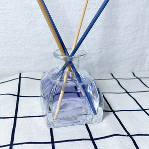 Bán Buôn 50Ml Nhà Hương Thơm Chai Thủy Tinh Hoa Nước Hoa Độc Đáo Mùi Hương Hoa Reed Khuếch Tán Sang Trọng - Product Image 3