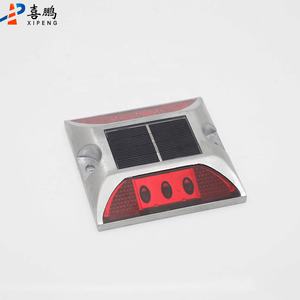 सुपर उज्ज्वल नेतृत्व वाली सड़क स्टड-वेदरप्रूफ, लंबे समय तक चलने वाली बैटरी-पैदल चलने वाली बैटरी - Product Image 1