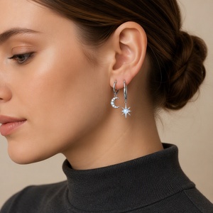 Pendientes de Aro Celestiales de Plata de Ley 925 con Piedra Lunar, Aros Huggie con Dijes de Luna y Estrella, Regalo Delicado para Mujer - Product Image 3