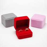 Boîte à bijoux double anneau en velours HongFa en gros, emballage cadeau personnalisé avec logo pour mariage, fiançailles, demande en mariage