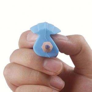 Soporte Ergonómico con Forma de Oreja para Lápices de Colores, Agarrador de Silicona, Regalos Promocionales de Papelería para Estudiantes y Niños - Product Image 4