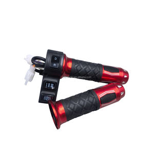 Accélérateur de Vélo Électrique et Trottinette Électrique avec Voltmètre et Poignée de Gaz - Product Image 3