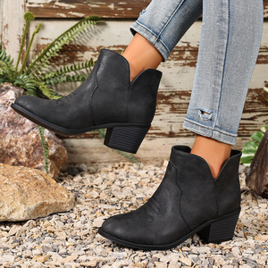 Nouvelles Bottes Rétro Automne pour Femme – Bottines à Talon Carré Épais et Couleur Unie en Faux Daim - Product Image 3