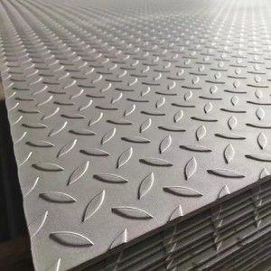 Maßgefertigte Edelstahlplatten im Großhandel - Rutschfest/Kariert Dünn/Dick Typen Biege-/Schneidedienste 304-Qualität für Industrielle Anwendungen - Product Image 2