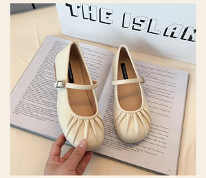 Zapatos Planos Estilo Coreano para Mujer, Diseño Plisado, Color Sólido, Talla Grande para Otoño, Primavera y Verano, Ajuste Amplio para Pies Anchos - Product Image 3