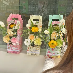 도매 럭셔리 직사각형 장미 선물 상자 레트로 목가적 인 스타일 종이 포장 장식 비누 꽃 상자 창