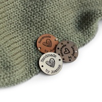 Étiquettes personnalisées en cuir avec logo pour articles pour bébés, étiquettes pour bonnets au crochet, étiquettes pour chapeaux tricotés à la main, étiquettes en similicuir PU