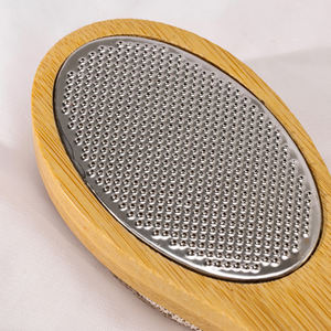 Brosse de bain ovale double face en bambou avec poils naturels pour l'exfoliation corporelle et l'élimination des peaux mortes des pieds, brosse de douche 2-en-1 pour utilisation à sec - Product Image 5
