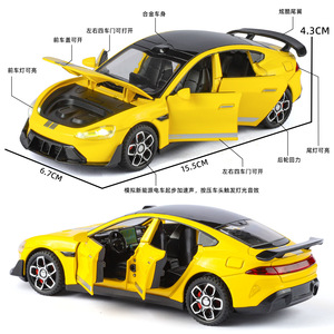 รถของเล่นโมเดลจำลองรถสปอร์ต Xiao Mi SU7 ขนาด 1:32 วัสดุโลหะผสม พร้อมเสียงและไฟ เปิดประตูได้ ดึงหลังวิ่งได้ ของสะสม - Product Image 3