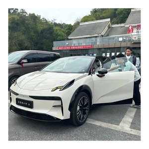 Meilleures ventes de voitures électriques SUV Zeekr <span class=keywords><strong>X</strong></span> à traction intégrale - Product Image 1