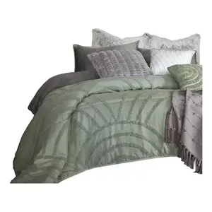 Couverture Austral King Size verte matelassée moderne pour usage domestique en polyester et coton - Product Image 1