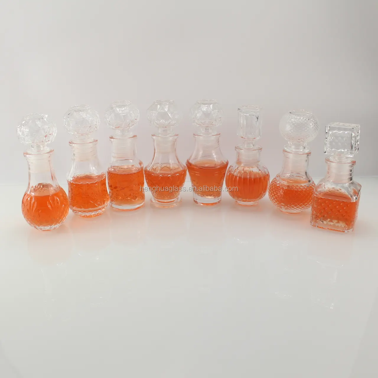 Mini 50ml Öl Parfüm Glasflasche Whisky Schnaps Schnaps Flasche mit Glas Kork Großhandel