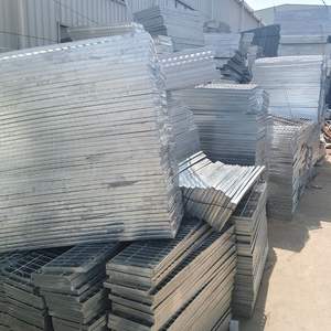 <span class=keywords><strong>Grille</strong></span> de chemin de circulation industrielle en acier galvanisé hautement personnalisable, robuste et résistante aux charges lourdes, pour usage <span class=keywords><strong>extérieur</strong></span> durable - Product Image 5