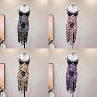 Set Lingerie Dua Potong Wanita, Gaun Tidur Transparan Berenda Bunga Hitam dengan Thong Senada