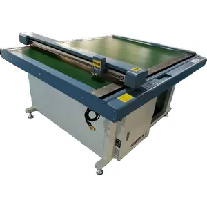 Intelligente Modello di Carta di Taglio Macchina Flatbed CAD di Carta Kraft Bianco Plotter Da Taglio della Carta A Buon Mercato Penna Disegno A Penna di Cutter