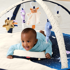 Tapis de jeu pour bébé avec 6 jouets sensoriels, tapis d'activité de développement par étapes et tapis de jeu pour bébé et tout-petit - Product Image 3