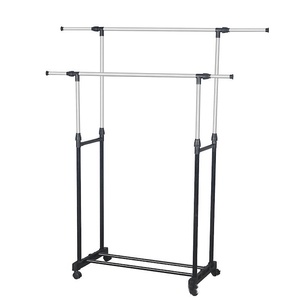 En vente Porte-vêtements à double niveau en métal robuste Organisateur roulant pliable à 2 tiges avec roues robustes - Product Image 1