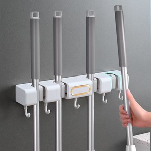 Support mural pour balai et serpillière Yiwu, sans perçage, pour porte de salle de bain - Product Image 1