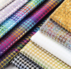 Vente directe d'usine, tissu de costume de scène de type fleur bronzée à effet peau de serpent, non fissurant, pour vêtements de fête érotiques - Product Image 2